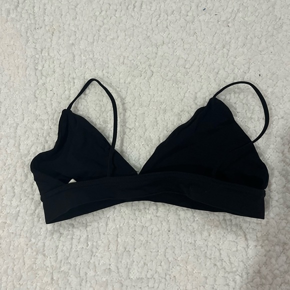 Simple black bralette - Picture 3 of 3